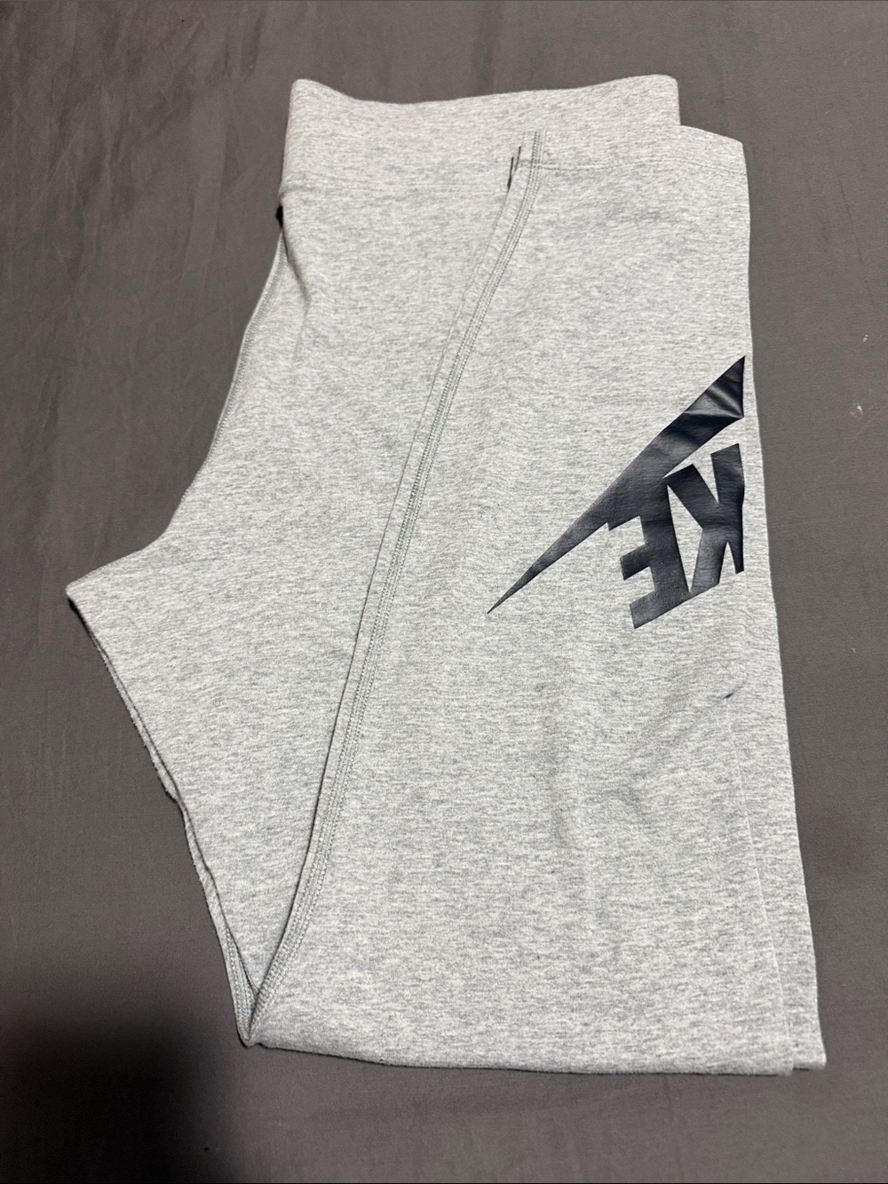 NEW Nike Grey women’s leggings with Black Logo